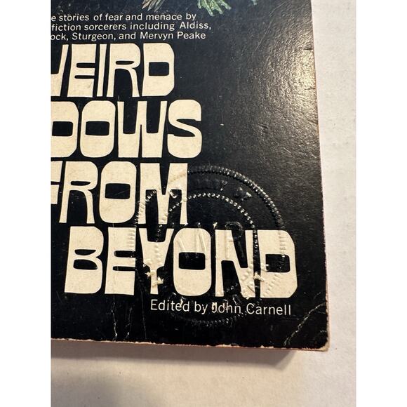 Weird Shadows From Beyond by John Carnell First Avon Printing 1969 Sci Fi - Picture 5 of 10